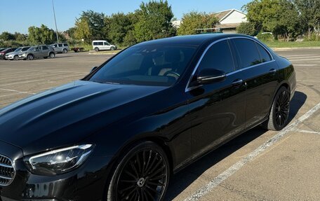 Mercedes-Benz E-Класс, 2021 год, 5 000 000 рублей, 4 фотография