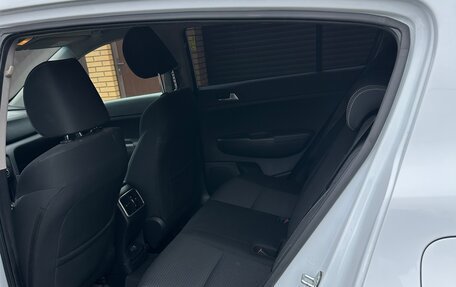 KIA Sportage IV рестайлинг, 2021 год, 2 250 000 рублей, 6 фотография
