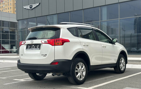 Toyota RAV4, 2014 год, 1 920 000 рублей, 7 фотография