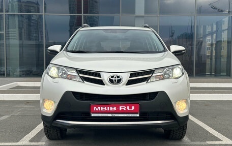 Toyota RAV4, 2014 год, 1 920 000 рублей, 3 фотография