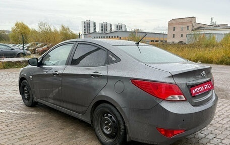 Hyundai Solaris II рестайлинг, 2016 год, 879 000 рублей, 2 фотография