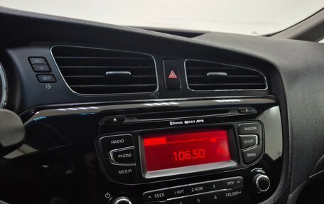 KIA cee'd III, 2013 год, 1 050 000 рублей, 17 фотография