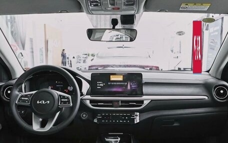 KIA K3, 2025 год, 2 290 000 рублей, 7 фотография