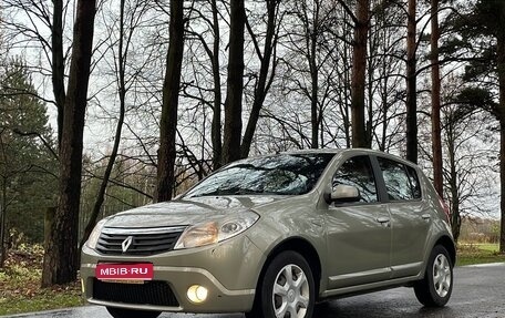 Renault Sandero I, 2013 год, 430 000 рублей, 1 фотография