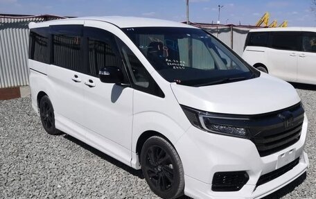 Honda Stepwgn IV, 2021 год, 2 140 100 рублей, 1 фотография