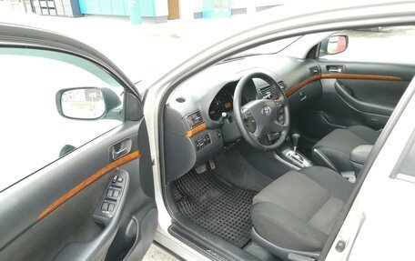 Toyota Avensis III рестайлинг, 2008 год, 1 190 000 рублей, 13 фотография
