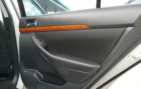 Toyota Avensis III рестайлинг, 2008 год, 1 190 000 рублей, 24 фотография