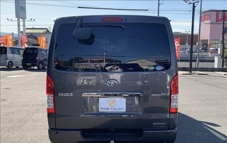 Toyota HiAce H200, 2021 год, 3 729 000 рублей, 5 фотография