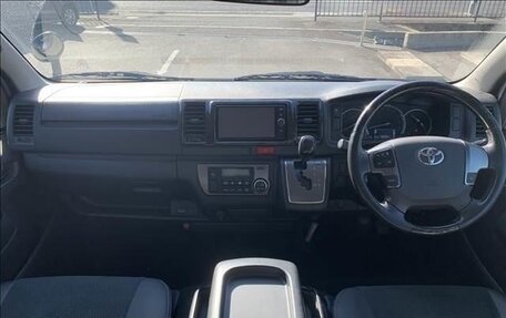 Toyota HiAce H200, 2021 год, 3 729 000 рублей, 24 фотография