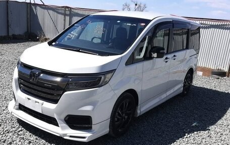 Honda Stepwgn IV, 2021 год, 2 140 100 рублей, 2 фотография