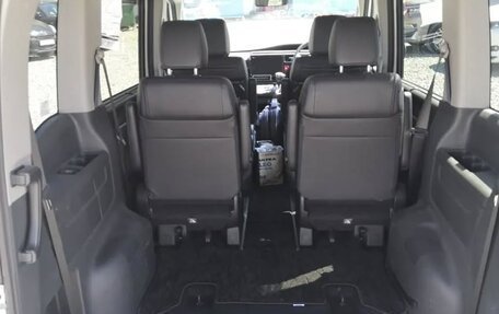 Honda Stepwgn IV, 2021 год, 2 140 100 рублей, 10 фотография