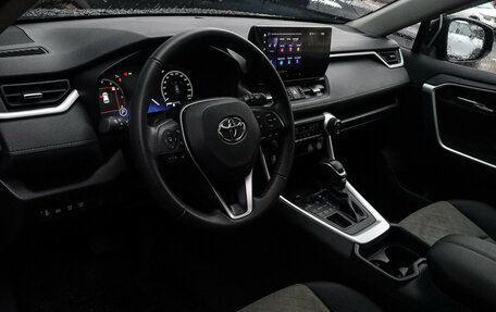 Toyota RAV4, 2024 год, 4 450 000 рублей, 11 фотография