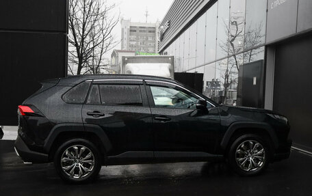 Toyota RAV4, 2024 год, 4 450 000 рублей, 4 фотография