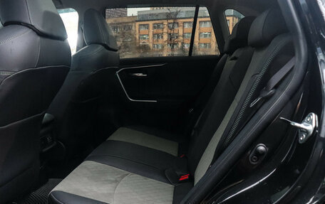 Toyota RAV4, 2024 год, 4 450 000 рублей, 10 фотография