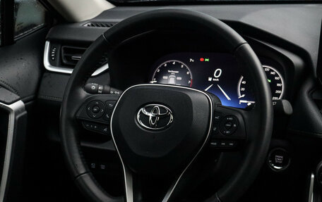 Toyota RAV4, 2024 год, 4 450 000 рублей, 15 фотография