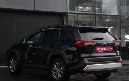 Toyota RAV4, 2024 год, 4 450 000 рублей, 7 фотография