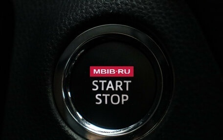 Toyota RAV4, 2024 год, 4 450 000 рублей, 16 фотография