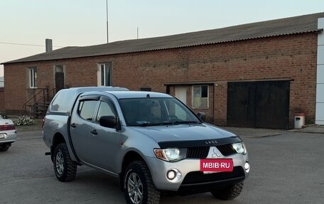 Mitsubishi L200 IV рестайлинг, 2007 год, 1 070 000 рублей, 5 фотография