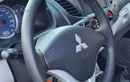 Mitsubishi L200 IV рестайлинг, 2007 год, 1 070 000 рублей, 9 фотография