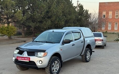 Mitsubishi L200 IV рестайлинг, 2007 год, 1 070 000 рублей, 2 фотография