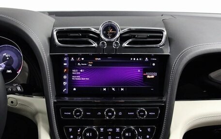 Bentley Bentayga I, 2023 год, 21 380 404 рублей, 14 фотография