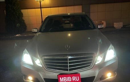 Mercedes-Benz E-Класс, 2009 год, 1 390 000 рублей, 4 фотография