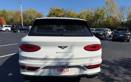 Bentley Bentayga I, 2023 год, 21 716 528 рублей, 5 фотография