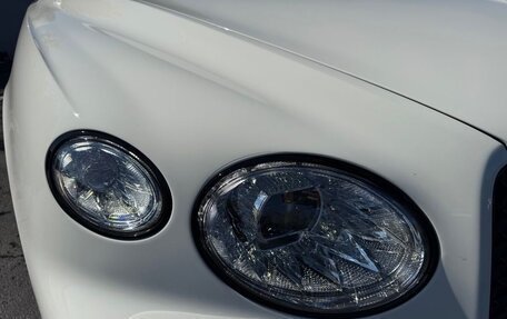 Bentley Bentayga I, 2023 год, 21 716 528 рублей, 8 фотография