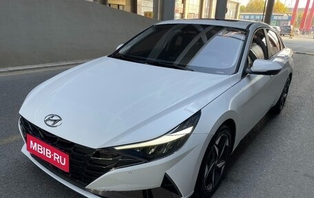 Hyundai Elantra, 2021 год, 1 780 000 рублей, 1 фотография