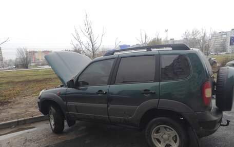 Chevrolet Niva I рестайлинг, 2004 год, 245 000 рублей, 6 фотография