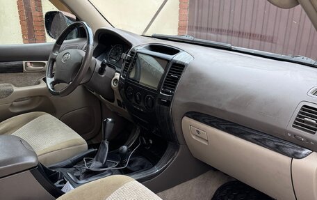 Toyota Land Cruiser Prado 120 рестайлинг, 2005 год, 2 100 000 рублей, 11 фотография