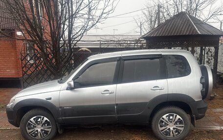 Chevrolet Niva I рестайлинг, 2012 год, 550 000 рублей, 2 фотография