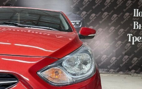 Hyundai Solaris II рестайлинг, 2011 год, 695 000 рублей, 4 фотография