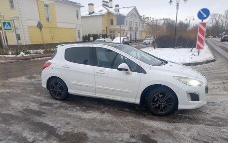 Peugeot 308 II, 2011 год, 450 000 рублей, 2 фотография