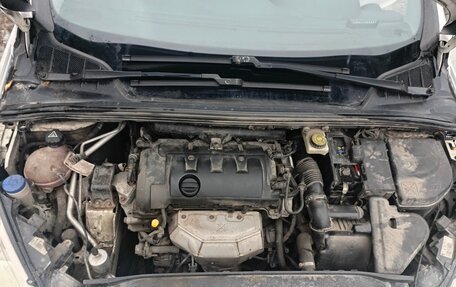 Peugeot 308 II, 2011 год, 450 000 рублей, 10 фотография