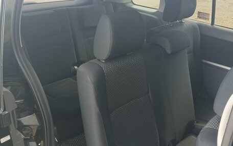 Toyota ISis I, 2010 год, 1 080 000 рублей, 9 фотография