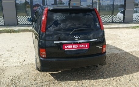 Toyota ISis I, 2010 год, 1 080 000 рублей, 5 фотография