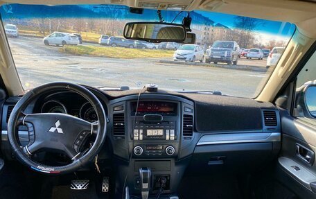 Mitsubishi Pajero IV, 2013 год, 2 850 000 рублей, 6 фотография