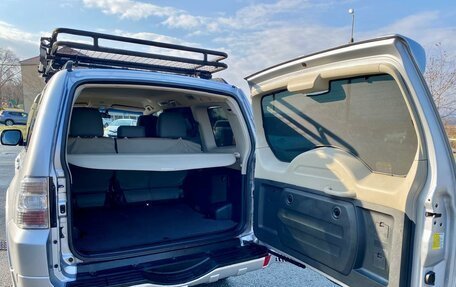 Mitsubishi Pajero IV, 2013 год, 2 850 000 рублей, 10 фотография