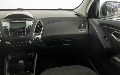 Hyundai ix35 I рестайлинг, 2012 год, 999 000 рублей, 15 фотография