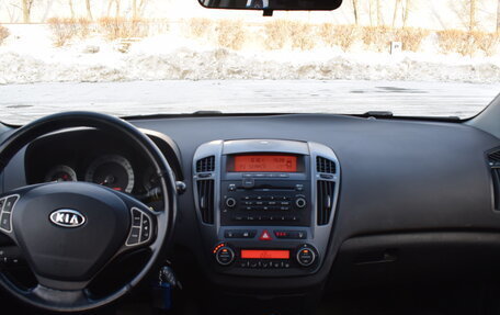 KIA cee'd I рестайлинг, 2008 год, 647 000 рублей, 13 фотография