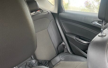 Opel Astra J, 2011 год, 650 000 рублей, 3 фотография