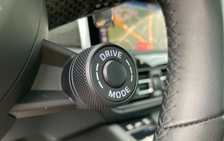 Porsche Macan I рестайлинг, 2024 год, 15 300 751 рублей, 16 фотография