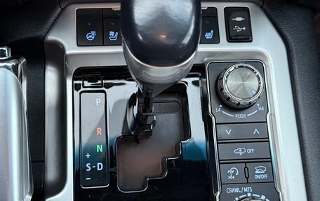 Toyota Land Cruiser 200, 2017 год, 8 950 000 рублей, 15 фотография