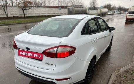 Ford Fiesta, 2015 год, 629 000 рублей, 3 фотография