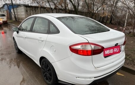 Ford Fiesta, 2015 год, 629 000 рублей, 4 фотография