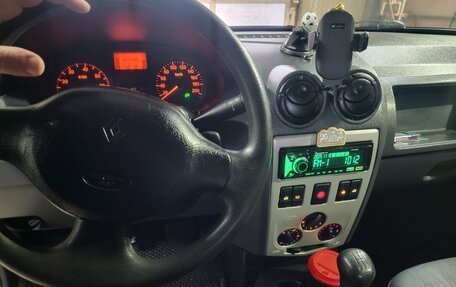 Renault Logan I, 2005 год, 350 000 рублей, 11 фотография