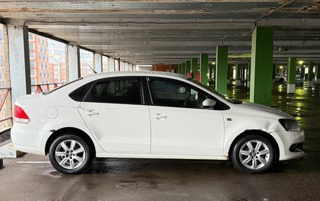 Volkswagen Polo VI (EU Market), 2011 год, 730 000 рублей, 3 фотография