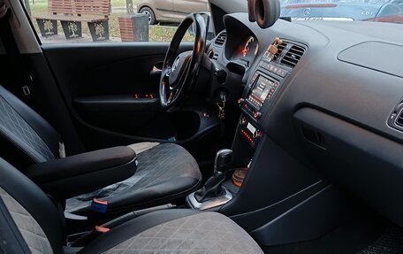 Volkswagen Polo VI (EU Market), 2017 год, 1 100 000 рублей, 10 фотография