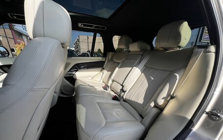 Land Rover Range Rover IV рестайлинг, 2022 год, 18 250 000 рублей, 23 фотография